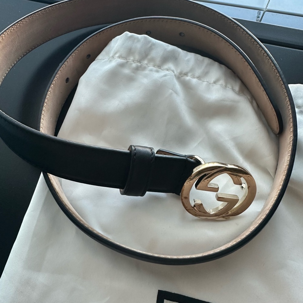 Gucci Black Belt with Interlock GG Buckle